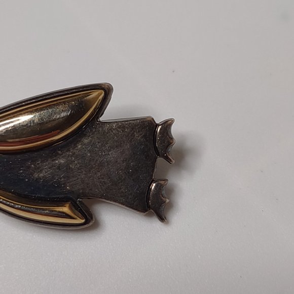 Cute Vintage Metal Two Tone Penguin Brooch Or Pendant - Picture 7 of 16